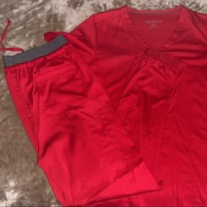 Matrix Scrub Set (New w/o tags)